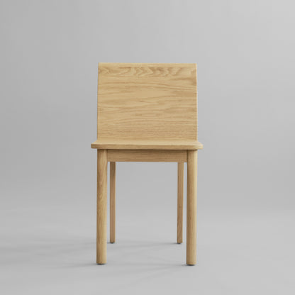 Brutus Slim spisebordsstol i Natural Oak fra 101 Copenhagen.