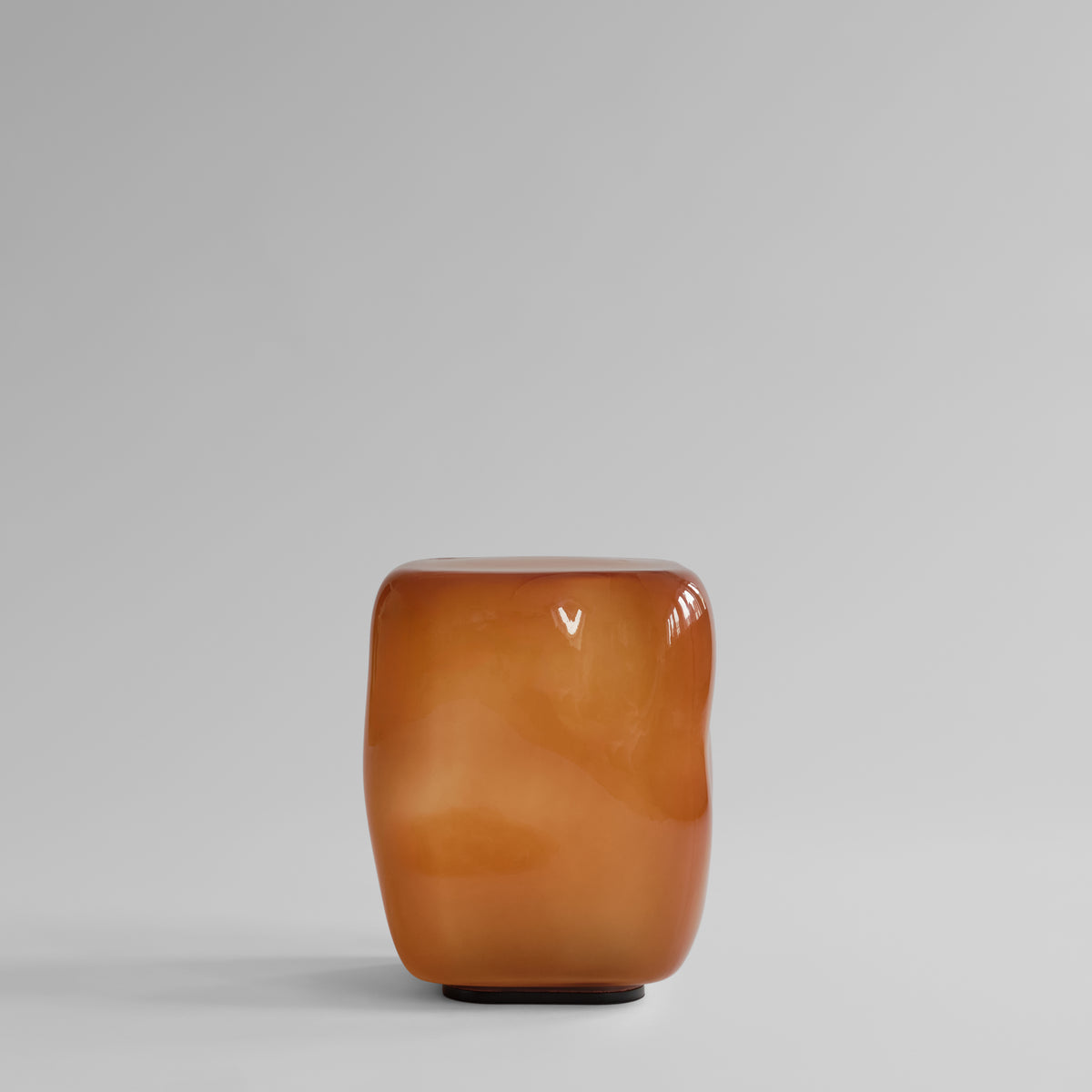 Ishi Mini glasbord i Caramel fra 101 Copenhagen.