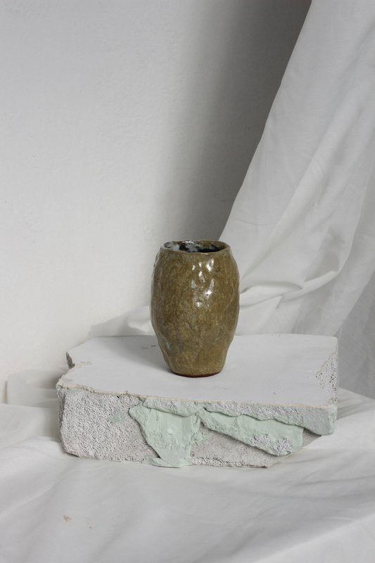 Studio Vase fra NIWA i den grønne variant