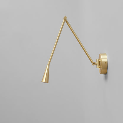 Snake Wall Lamp – Brass fra 101 Copenhagen